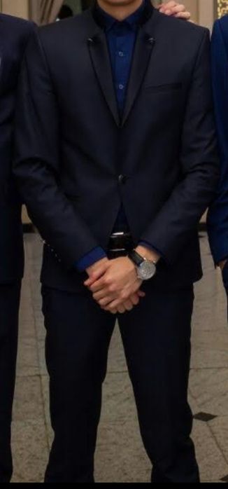 Продам мужской костюм