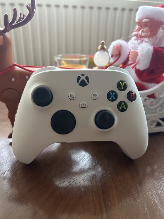 Controler Xbox Seria X impecabil