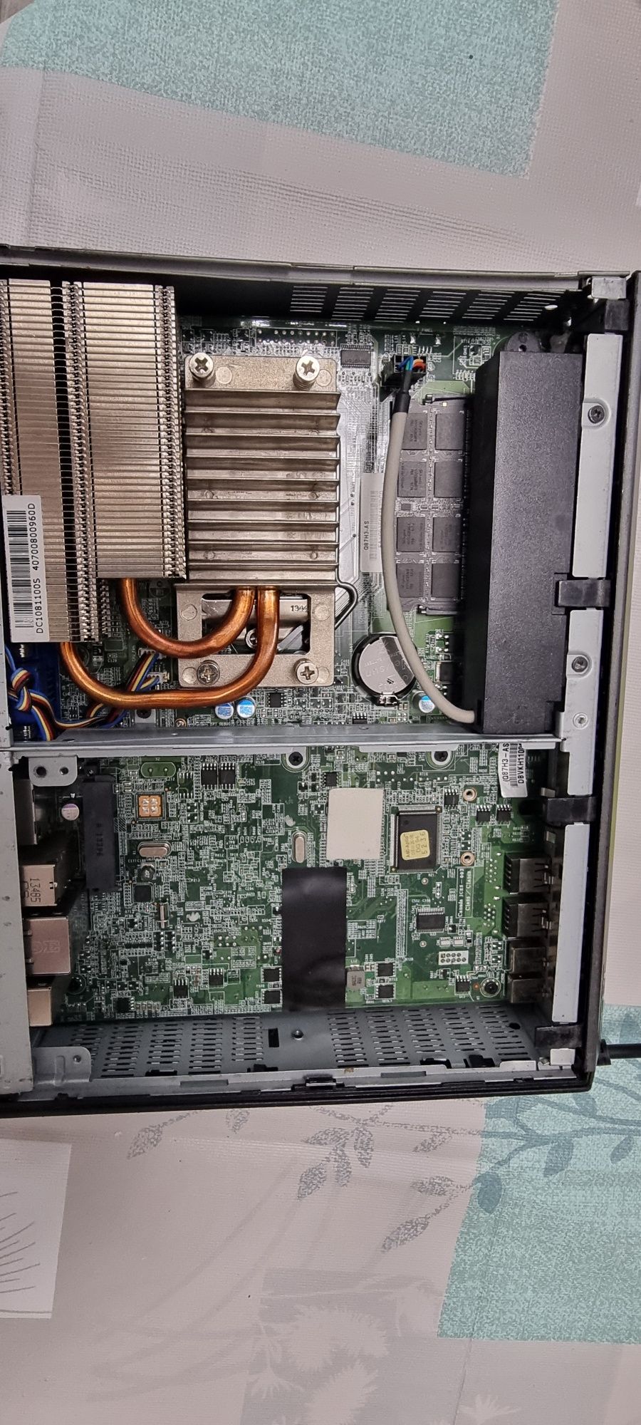 Малък настолен компютър Acer Veriton за части