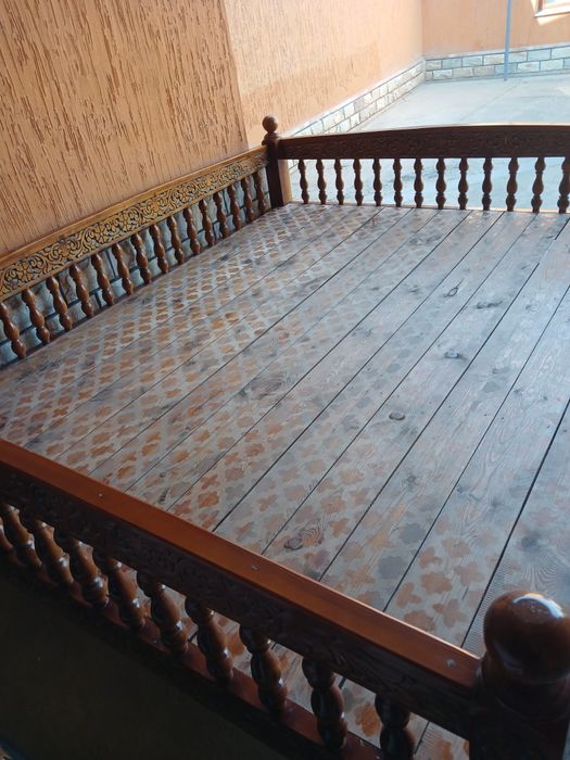 Янги тапчан б/у холати зор сотилади