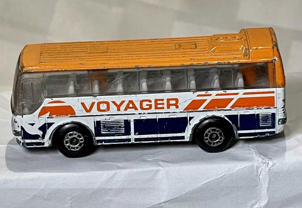 Matchbox автобус Voyager