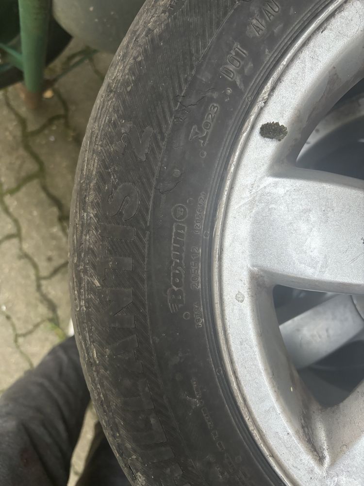 Jante skoda cu cauciucuri barum 165/55 r14