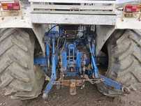 Tractor 4×4 cu frontal