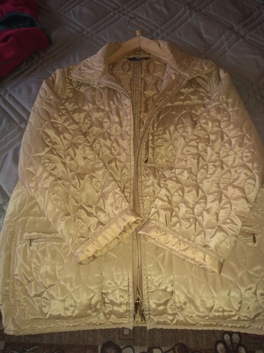 Яке, почти ново!