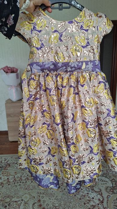 Продам  красивое платье