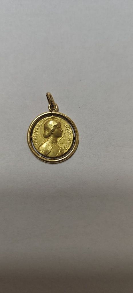 Pandantiv/medalion Ioana d'Arc aur 18k 2.67gr (r)