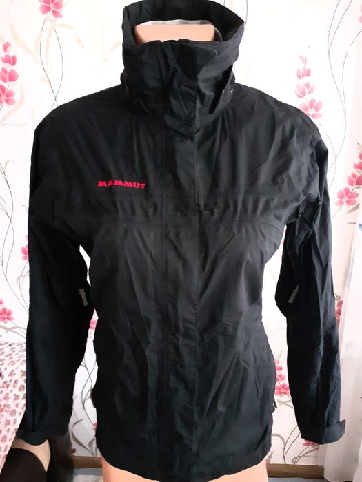 Geaca de dama Mammut,marime S/M.