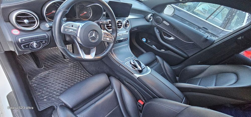 Mercedes C 300 d AMG Line 2019
⁃ Full, Super Oferta!
⁃ Full, Super Ofe