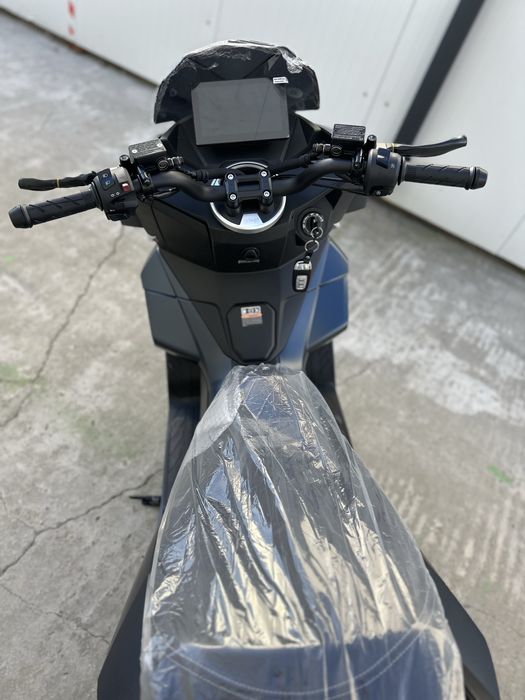 Scutere pe benzina 125Cc 2025
