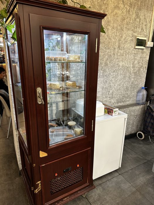 Кондитерский холодильник