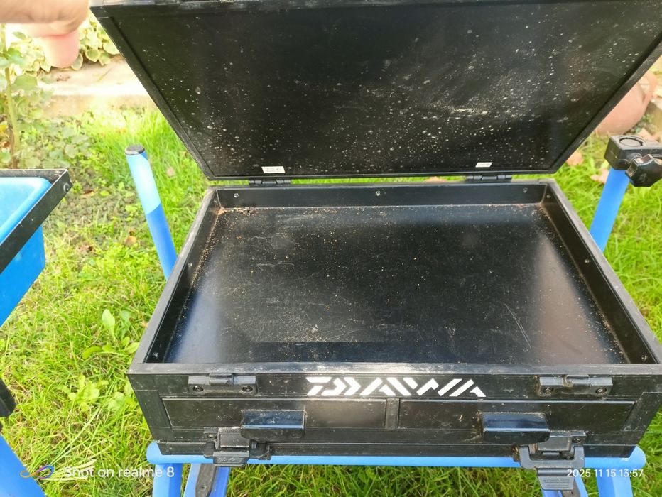 Платформа с маси и прикачни