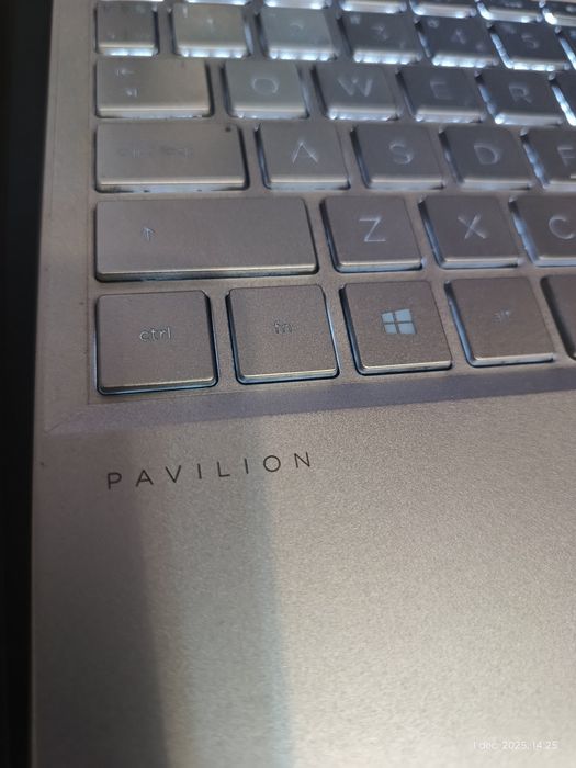 Laptop HP Pavilion 15-cs3801no - Configuratie puternică!