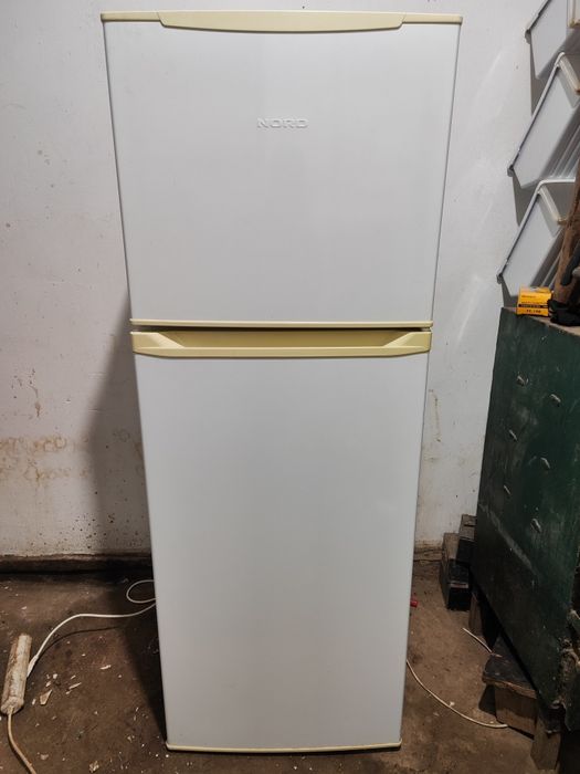 Холодильник рабочий