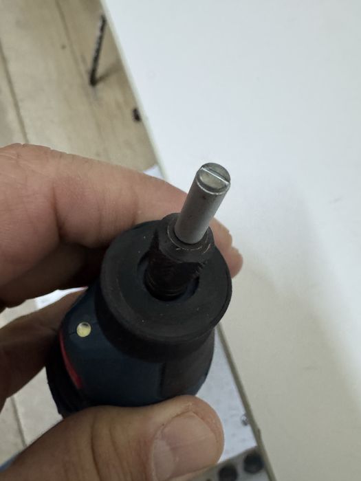 Bosch GRO 12v-35 polizor