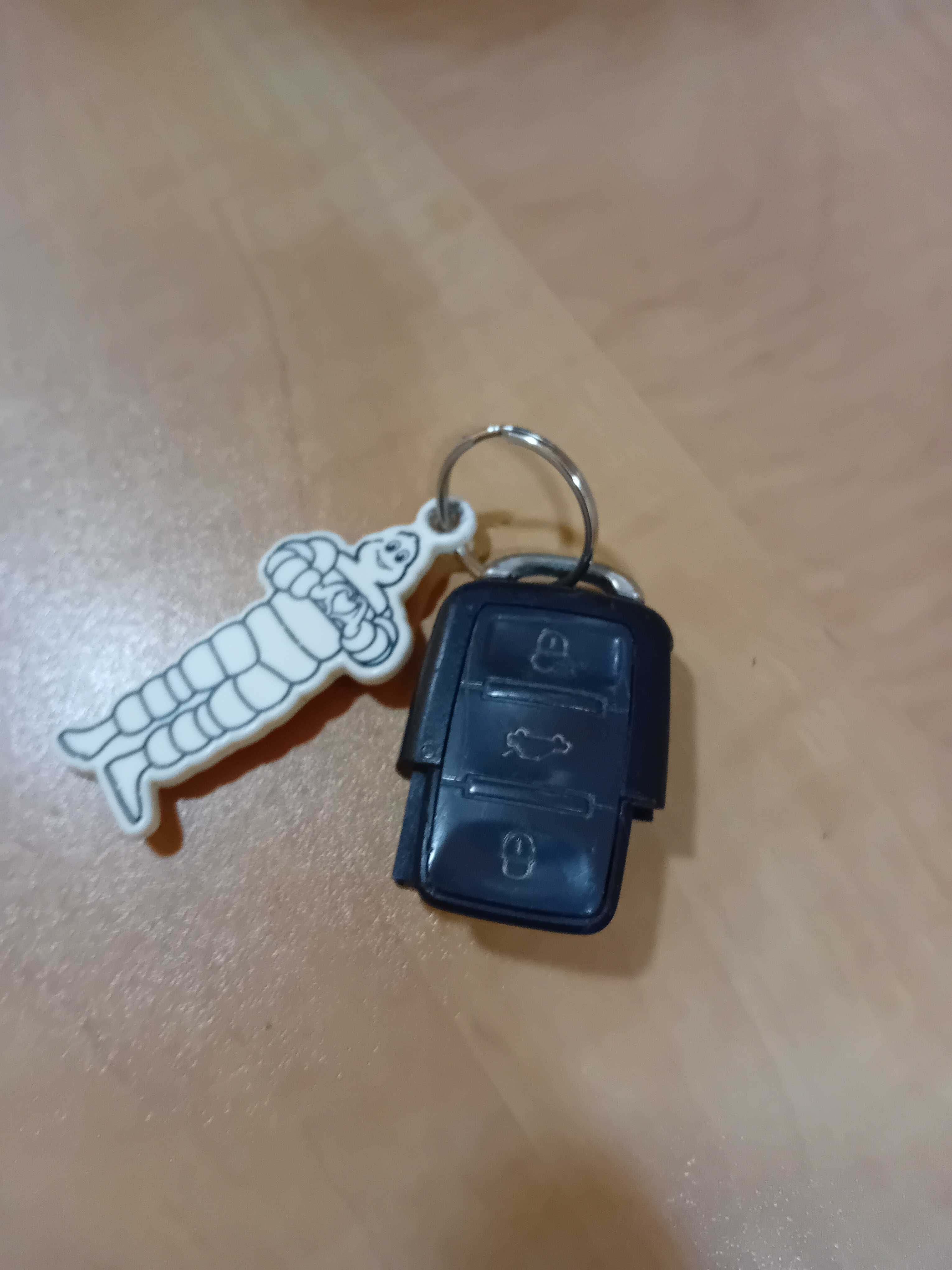 Ключове,за сеат и за мерцедес