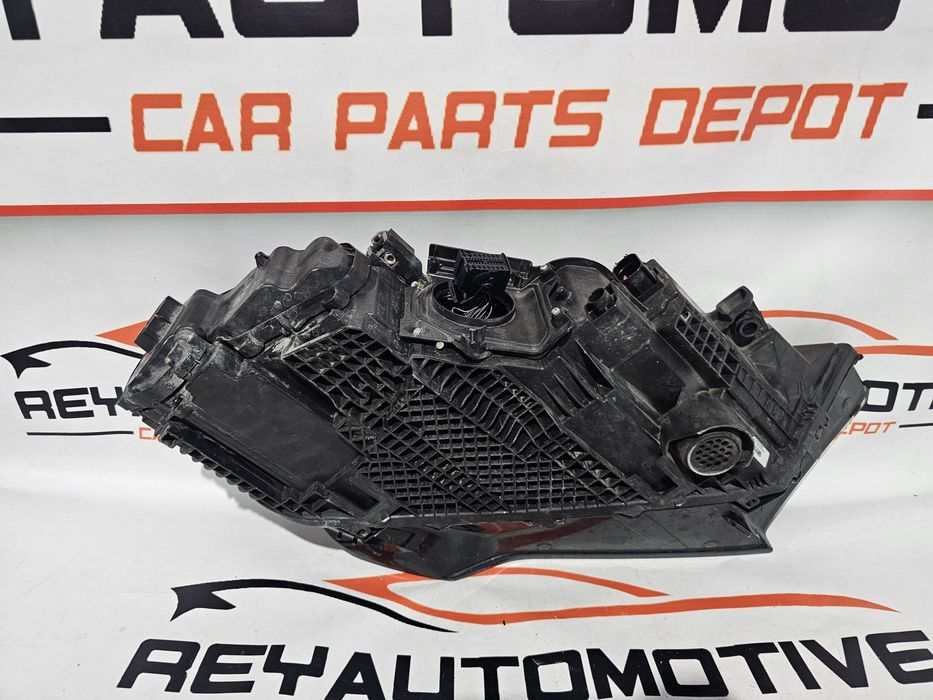 Far stanga laser Audi Q7 4M Facelift dupa 2020 cod 4M0941085C