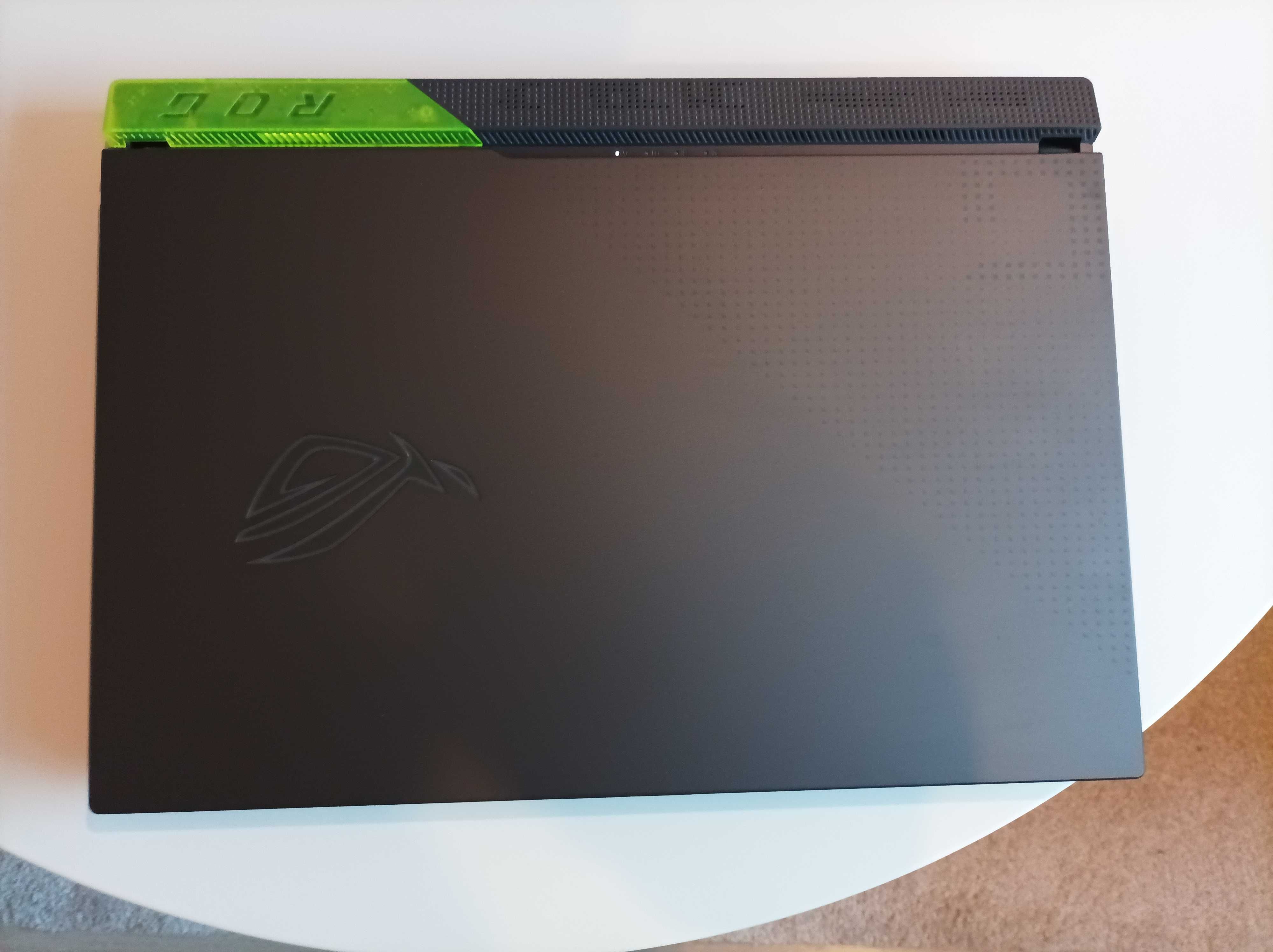 Лаптоп ASUS ROG G17, RYZEN 7 6800H, 16GB RAM, 1.5TB SSD, RTX 3060
