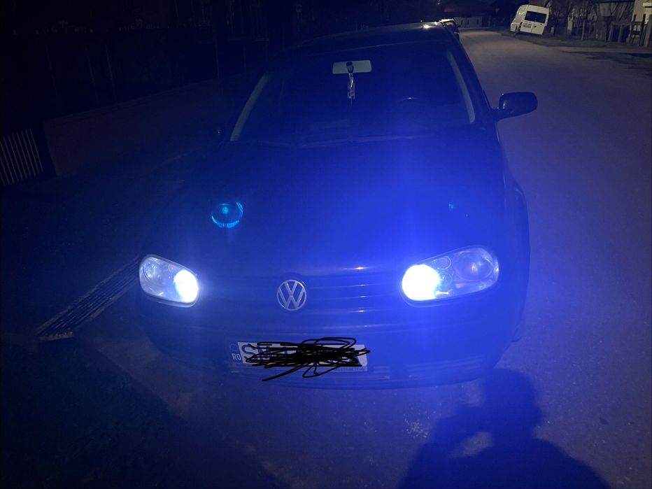 Golf 4 1.6 fsi 1000 euro negociabil