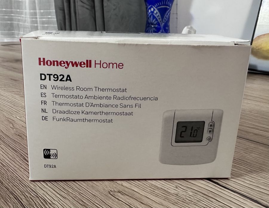 Termostat de abient fara fir Honeywell home DT92A NOU