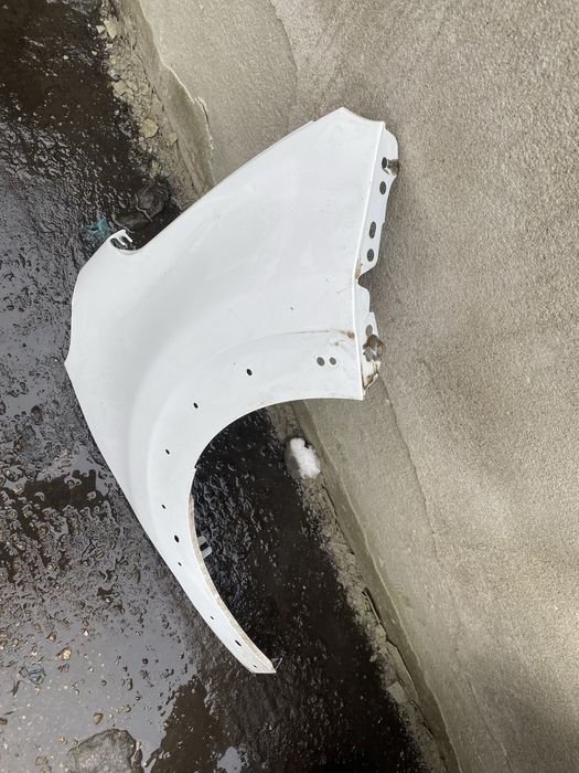 Aripa dreapta fata Citroen C3 generatia3 an dupa 2016