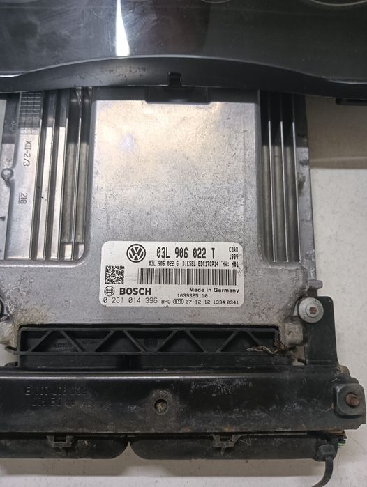 Kit pornire VOLKSWAGEN TIGUAN 5N_ 2007 - > 2.0 TDI CBAB, BOSCH 03l9060