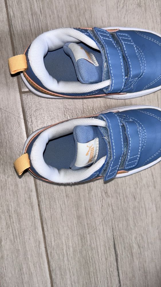 Маратонки Puma 22 номер