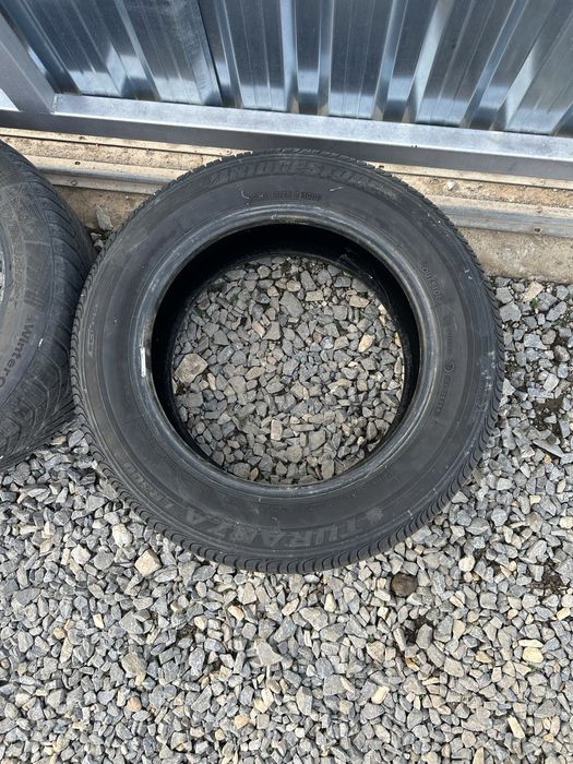 Cauciucuri de iarna + caucicuri de vara 205x55x16 si unu 205x60x16