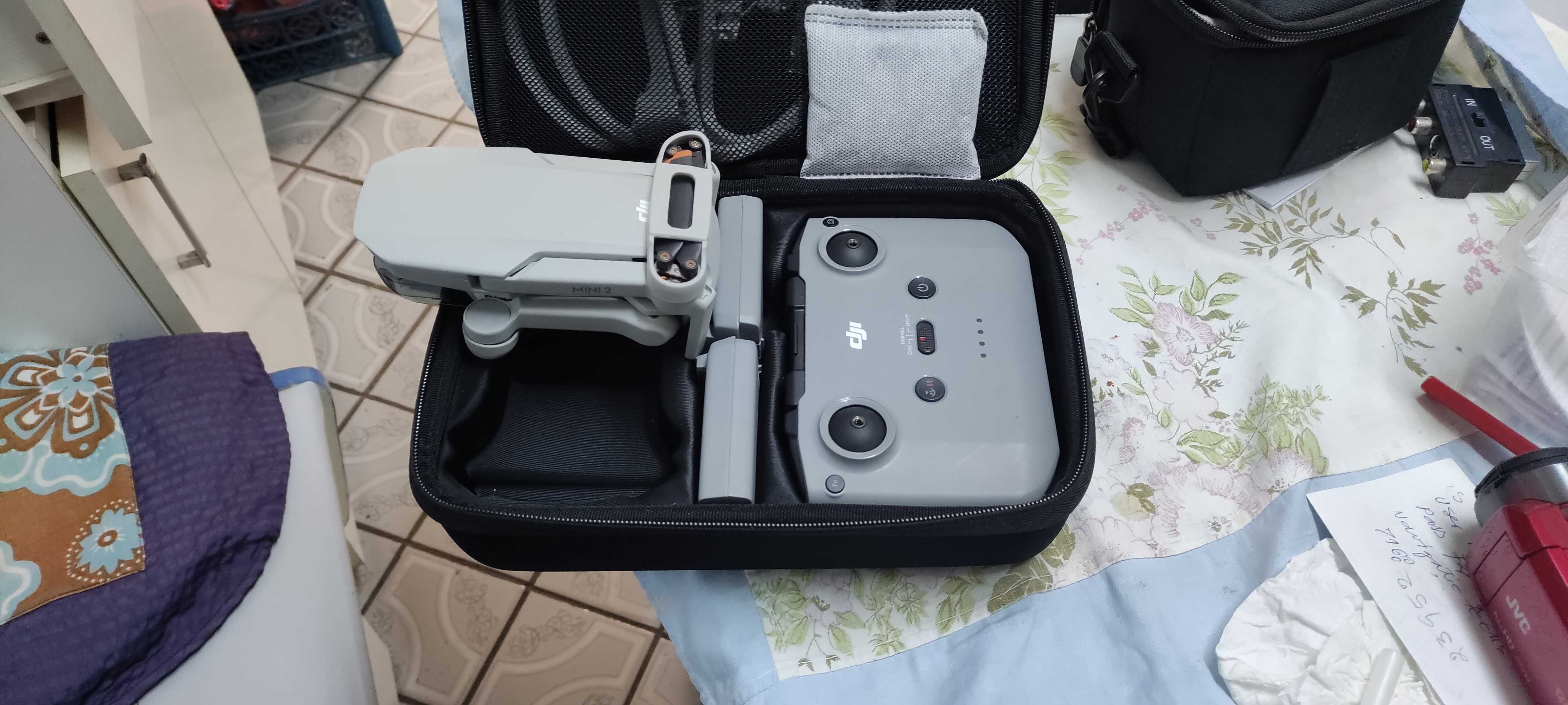 Drona DJI MINI 2