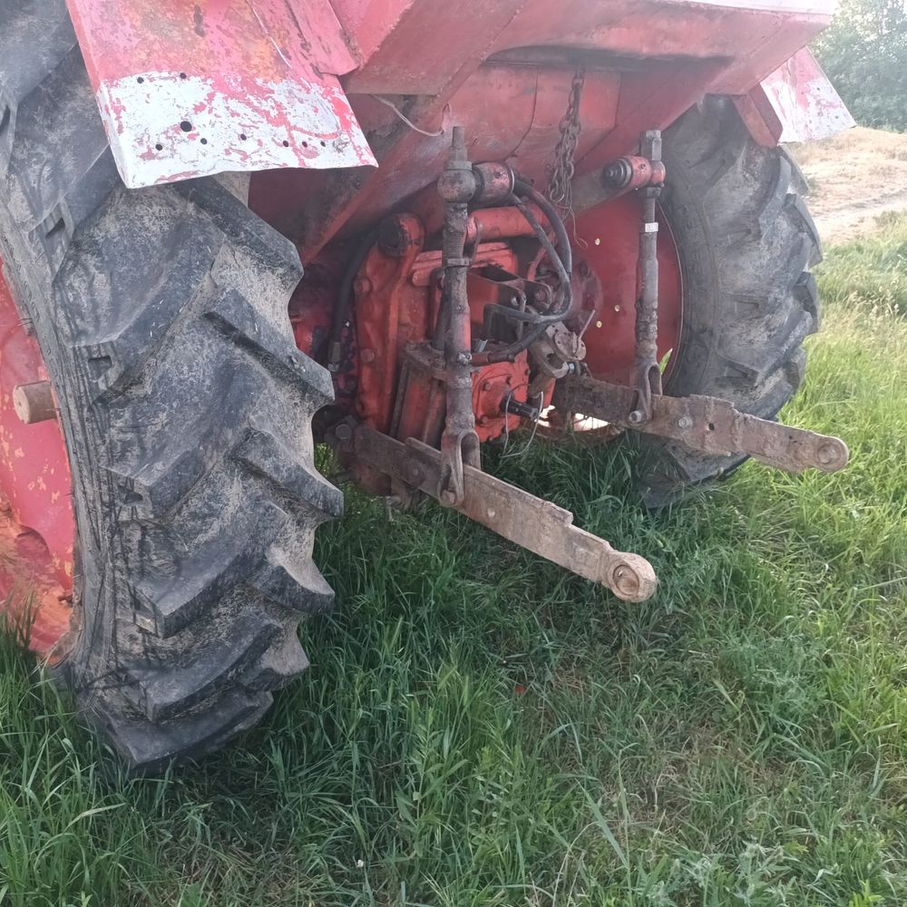 Vind tractor 650 în stare bună de funcționare