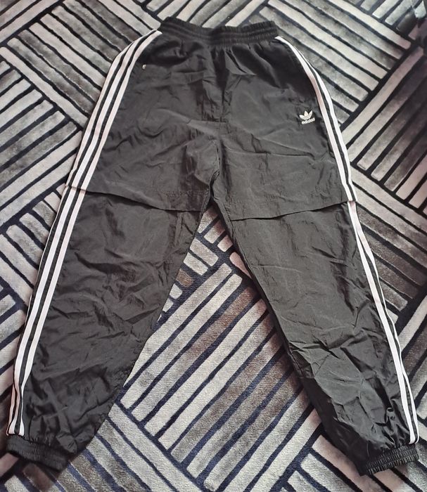 Pantaloni de dama fas