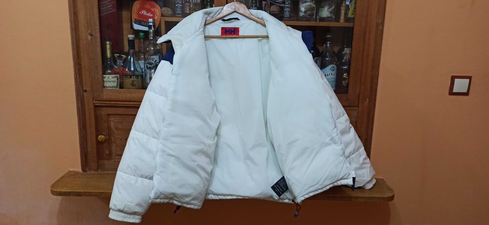яке Helly Hansen размер L - цена 80 лв,Esprit M-30 лв шуба № 54-40 лв