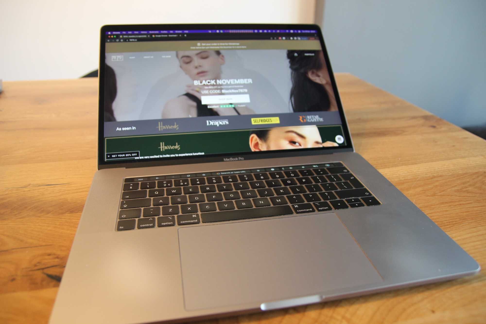 Vand Apple Macbook Pro 15" intel i9, 32GB, 1TB SSD, late 2018