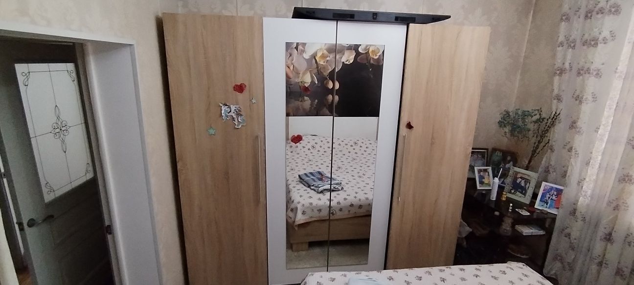 Продам шифоньер Б/У