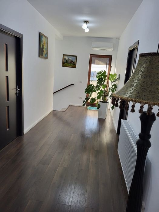 De vanzare casa zona Unirea- Odobesti
