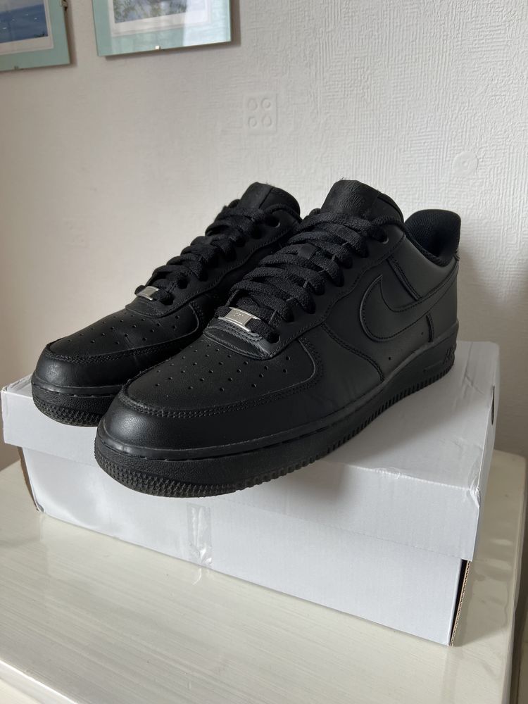 Black Nike Air Force 1 ‘07