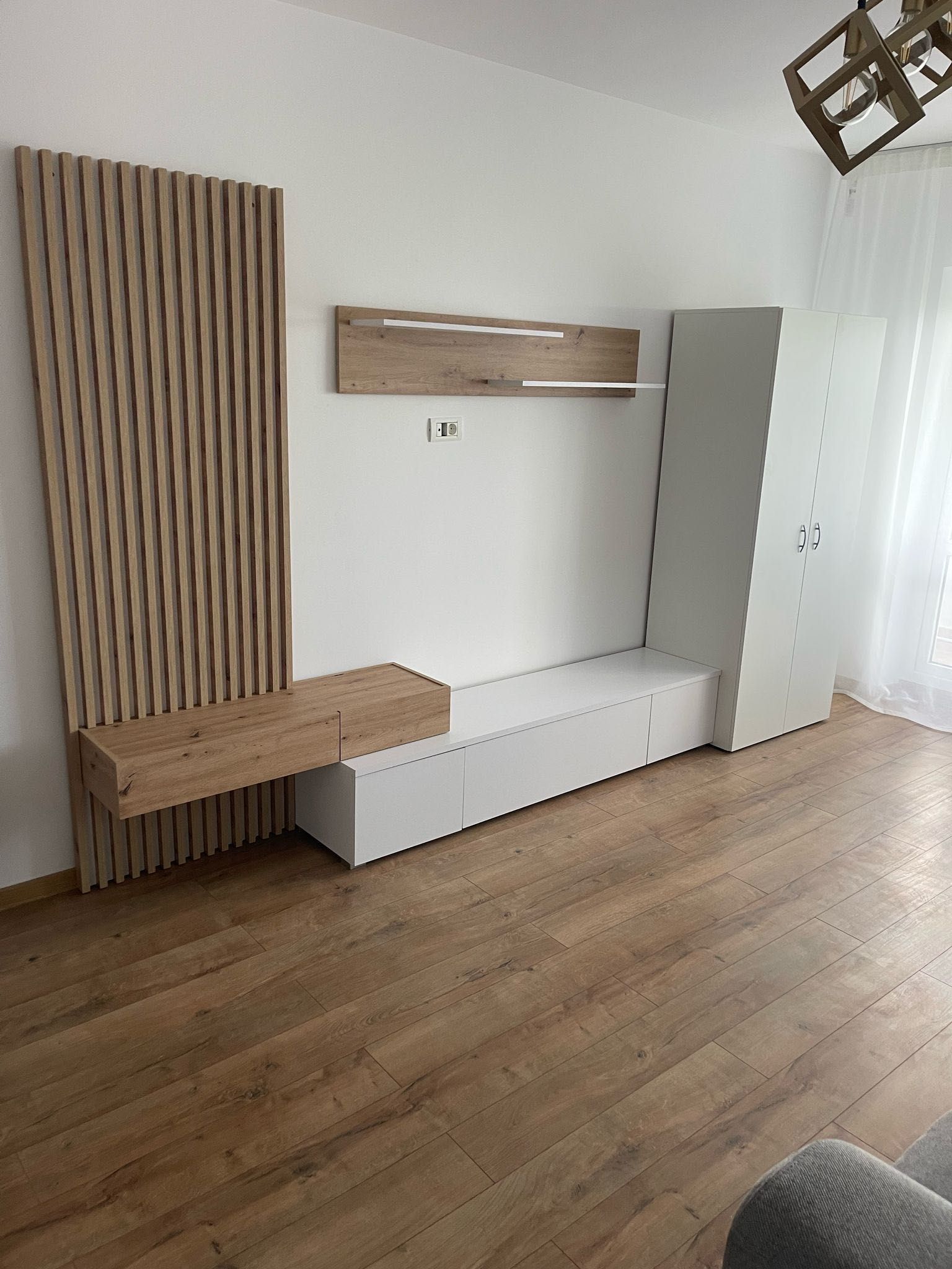 Inchiriez apartament 2 camere Falticeni zona centrala