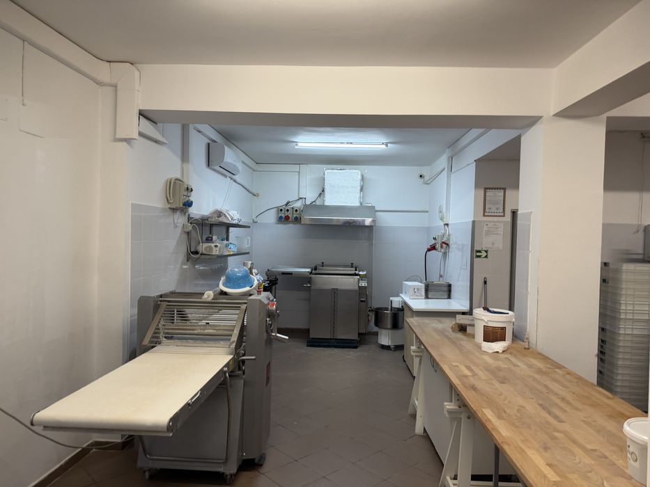 Închirierez Spațiu Comercial cu Vad Excelent – Faleză Nord, 85 mp