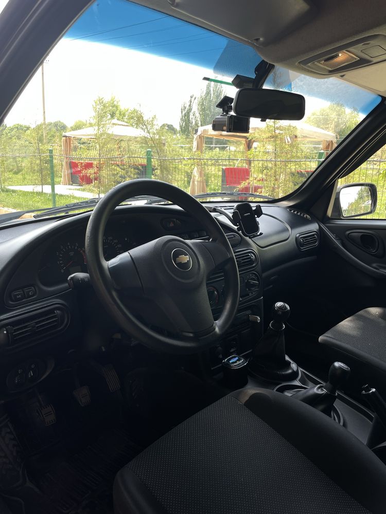 Продается Niva Chevrolet 2016 года