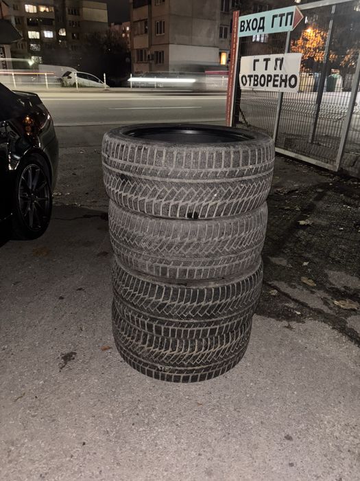 245/40/18 Continental