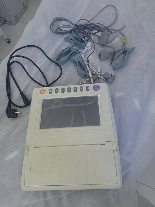 Электрокардиограф 12 канальный. Новый.