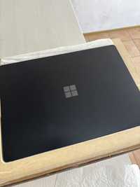 Microsoft Surface Laptop 5 (intel i7, 16Gb Ram, 256Gb Rom)