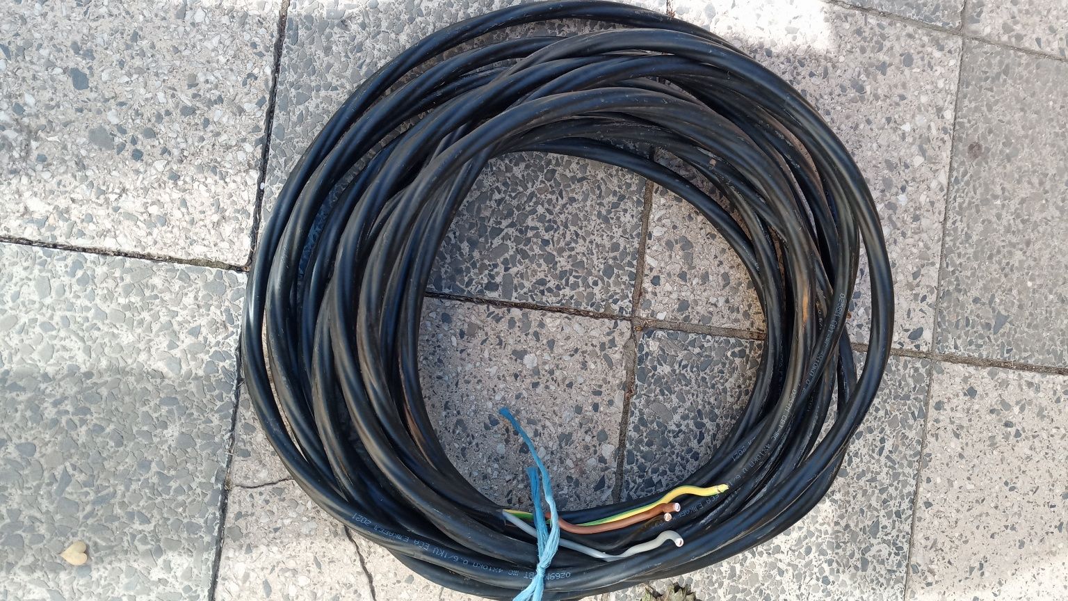 Продавам Силов кабел СВТ 4/10 0,6/ 1KW