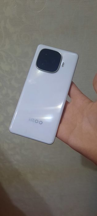 IQOO Z9 Turbo 12+256Гб обмен/продажа