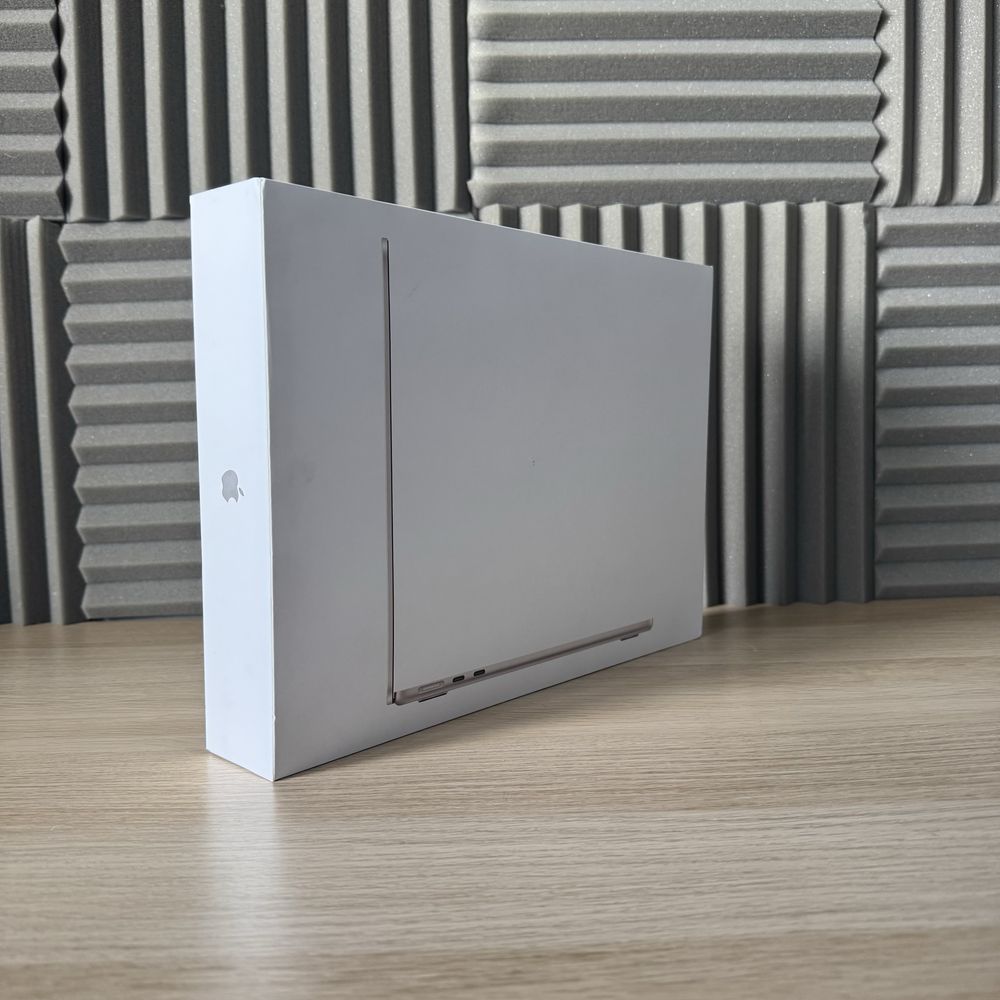 НЕРАЗПЕЧАТАН! MacBook Air M4 13” | 16GB RAM | 256GB SSD | Starlight
