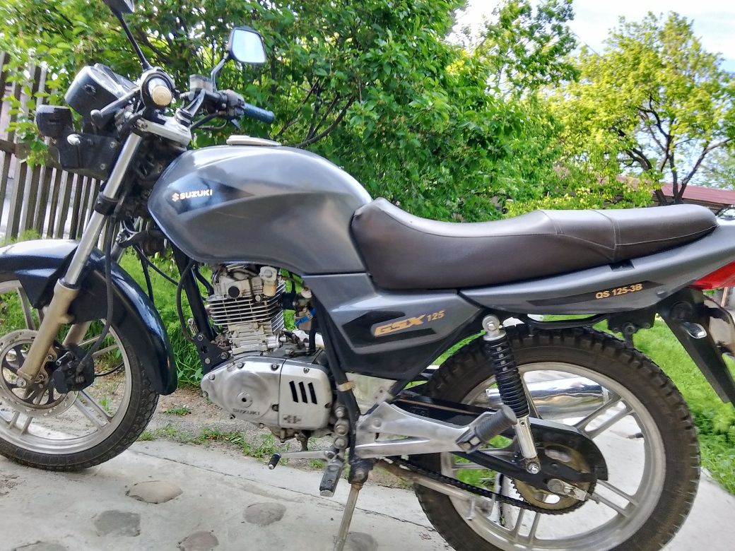 Suzuki 125 кубов