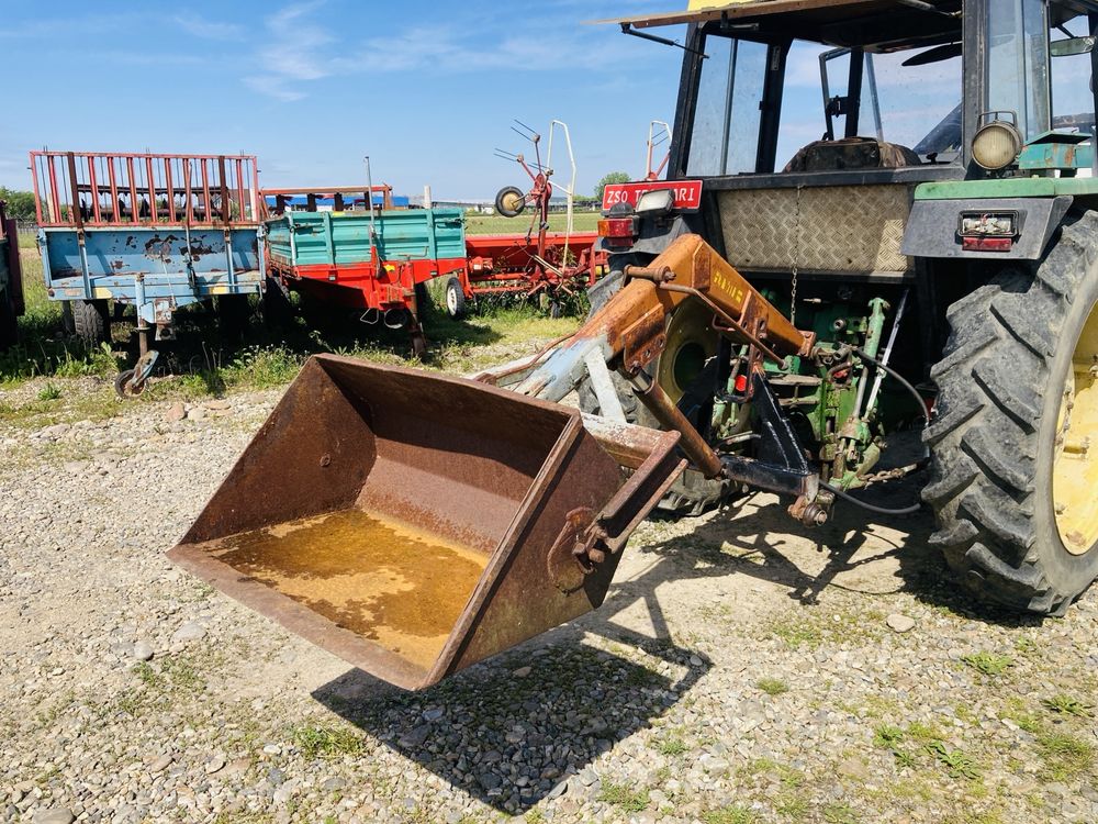 Cupa, incarcator in lonjeroane la tractor,hidraulic cu cilindru Knoche