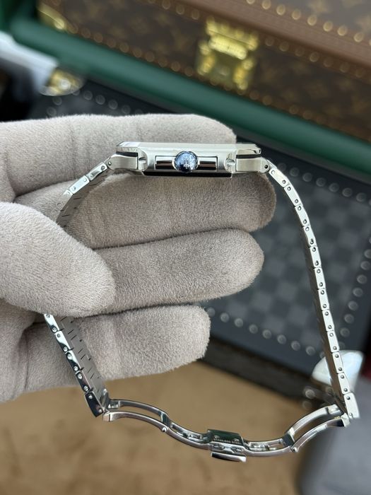 Patek Philippe Cubitus Rhodium Dial