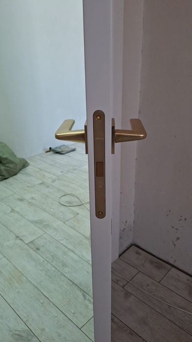 Установка дверей