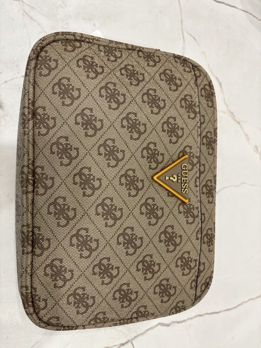 Продам брендовую новую сумку Guess люкс качества