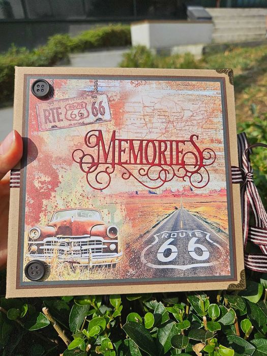 Ръчно изработени албуми за юбилей ,имен ден, новородено. Налични!